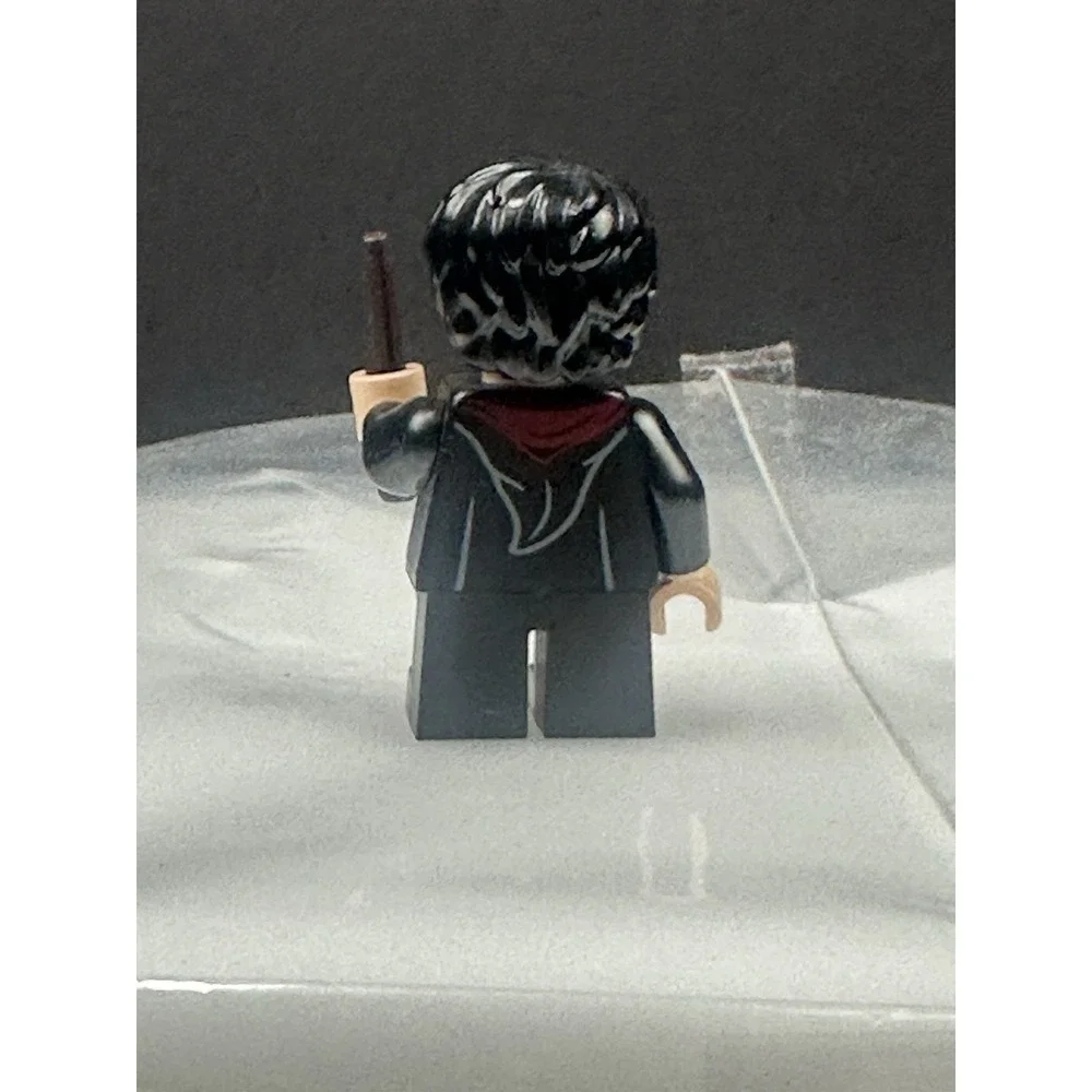 LEGO Harry Potter, Gryffindor Robe Minifigure Advent Calendar 2022 76404